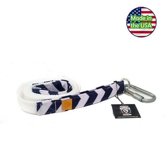 Alpha Pack Unleashed Waterproof 5' Dog Leash - Blue Chevron